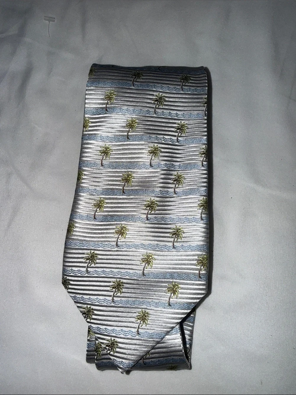 Tommy Bahama Silver and Blue Palm Tree Silk Tie